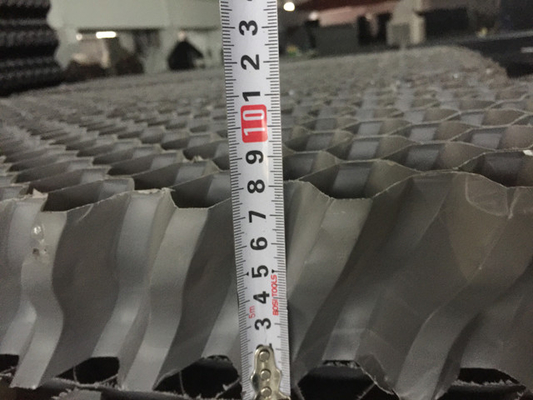 Żaluzje wlotowe wlotu powietrza PCV Żaluzje wlotowe 0,6 mm 82-85 mm
