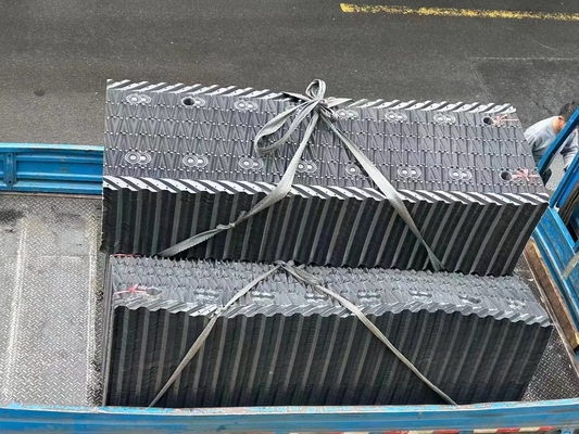Szerokość 800 mm Materiał dla wieży chłodzącej Wypełnienie PVC Wypełniacz dla KK Wieża chłodząca Wypełnienie z krawędzią odpływu